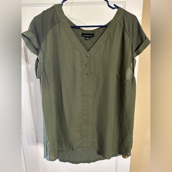 Fortune & Ivy Helina mixed material blouse - Picture 8 of 9